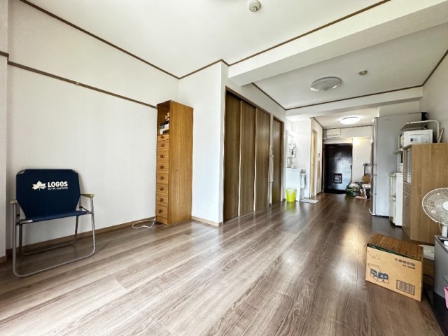 甲南サンコーポラスの居間写真