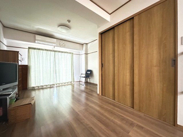 甲南サンコーポラスの居間写真