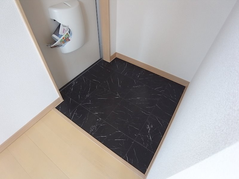 アクロス芦屋西アパートメントIIの玄関写真