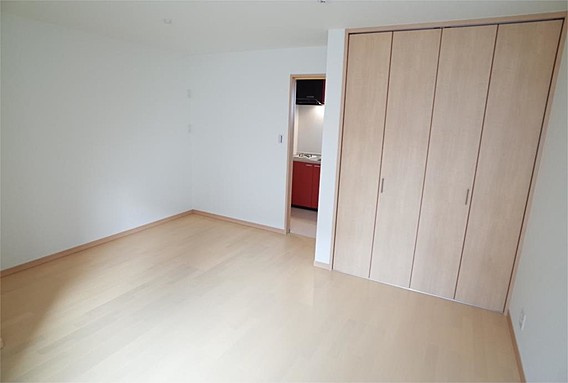アクロス芦屋西アパートメントIIの居間写真