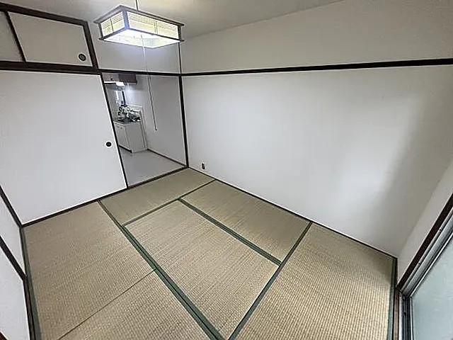 西灘マンションの居間写真