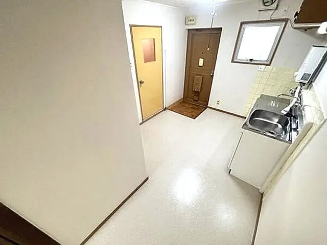 西灘マンションの居間写真