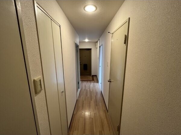 グリーンビュー2号館の玄関写真