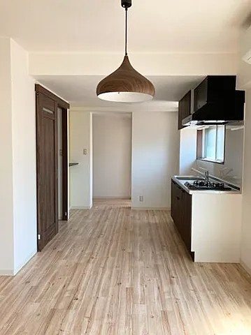 アーバンUHの居間写真