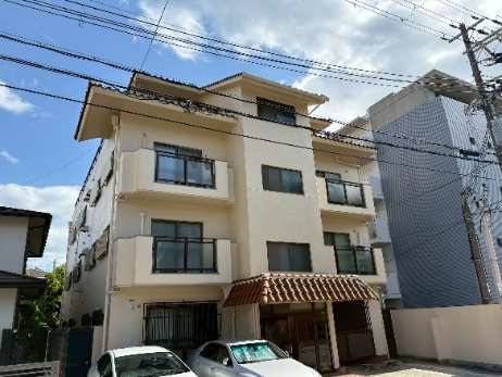 親王塚マンションの外観写真