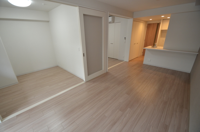 クロスレジデンス神戸元町の居間写真
