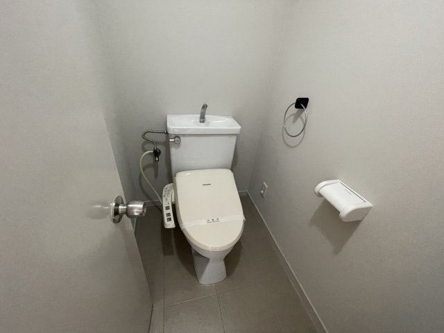 夙川アネックスIの居間写真