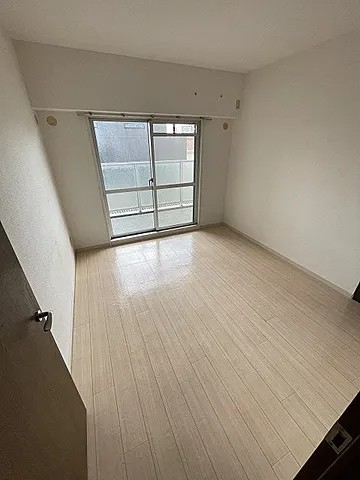 プライムレジデンス西宮の居間写真