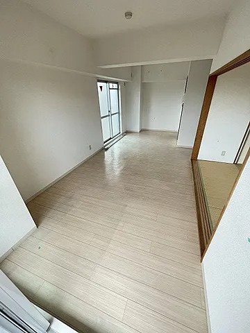 プライムレジデンス西宮の居間写真