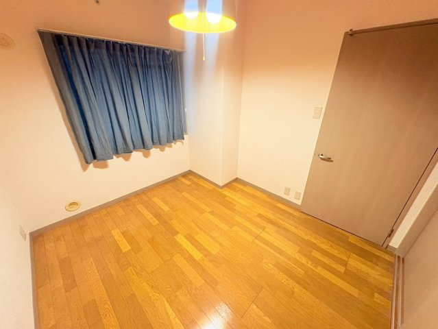 ルボアール芦屋の居間写真