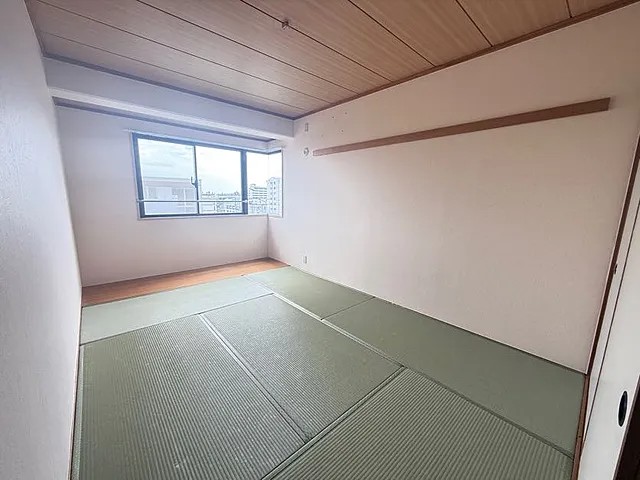 芦屋ガーデンの居間写真