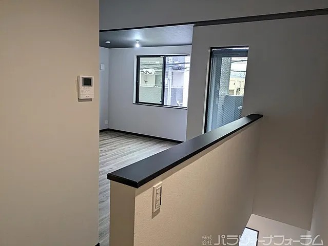 ティエール鳴尾の居間写真