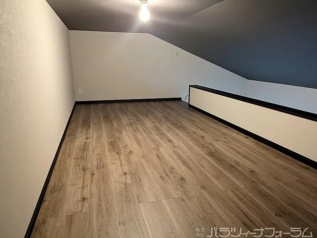 ティエール鳴尾の居間写真