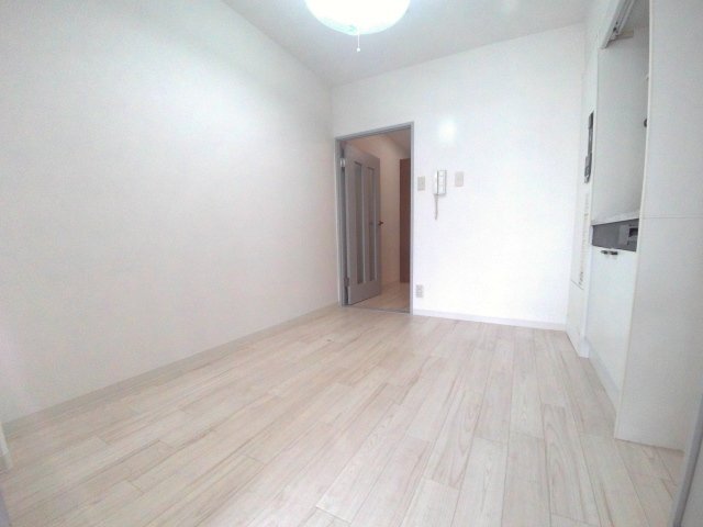 アーバンK2の居間写真
