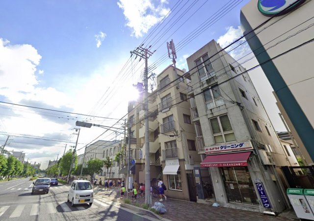 フルール西岡本の外観写真