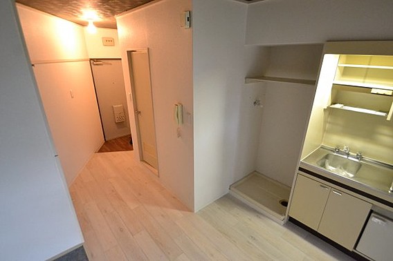 Dcourt六甲の居間写真