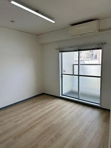 マークハーゲンの居間写真