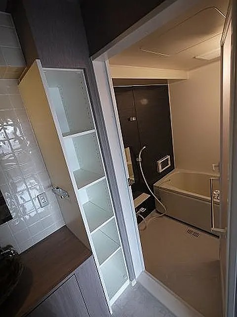 六甲壱番館の玄関写真
