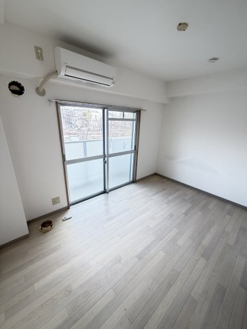 N-CUBE3の居間写真