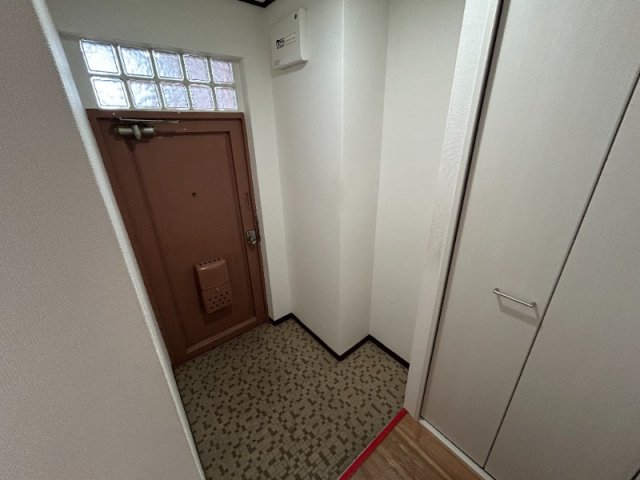 スリール住吉山手の玄関写真