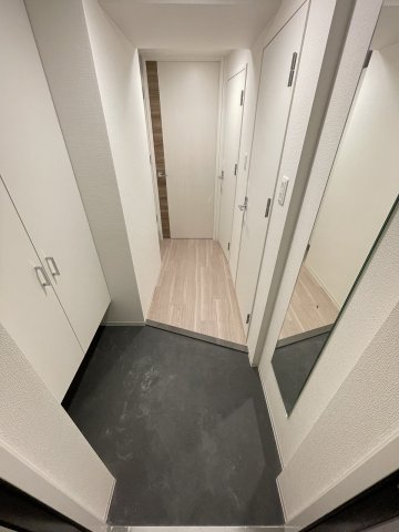 セレニテ神戸ミラクの玄関写真