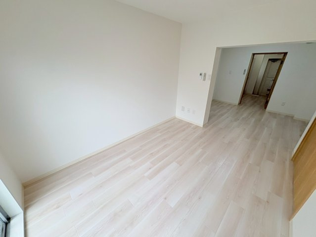 植田マンション神前の居間写真