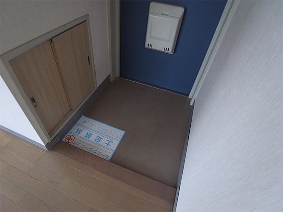 エイエムハイツの玄関写真