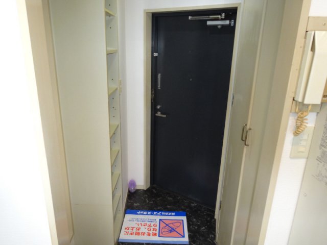 アコーズタワー神戸イーストの玄関写真