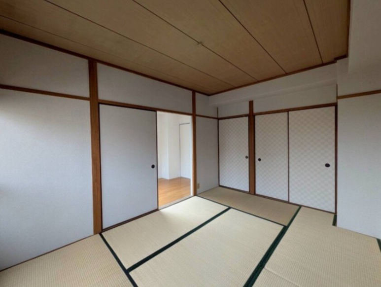 ブルク石本の居間写真
