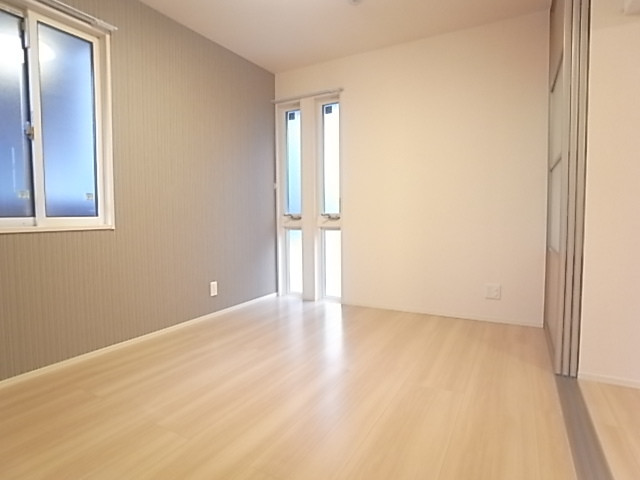 EVISTAGE甲子園の居間写真