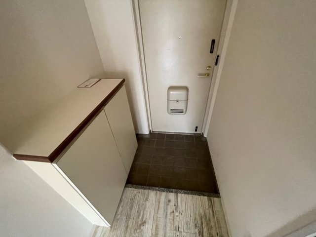 エトール4の玄関写真