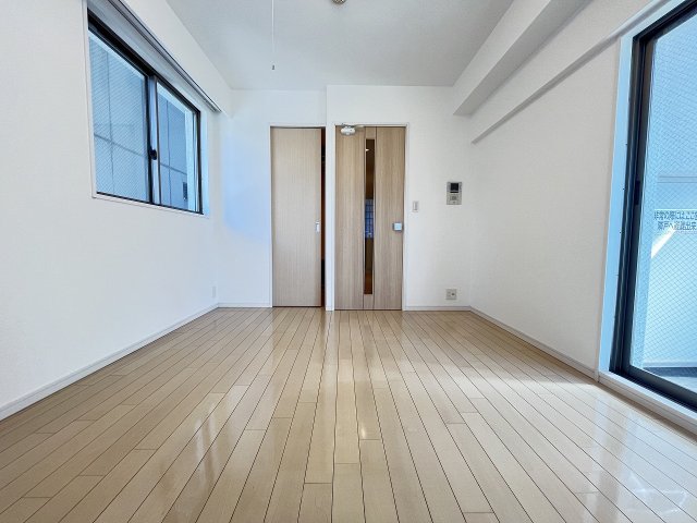 ジークレフ神戸元町の居間写真