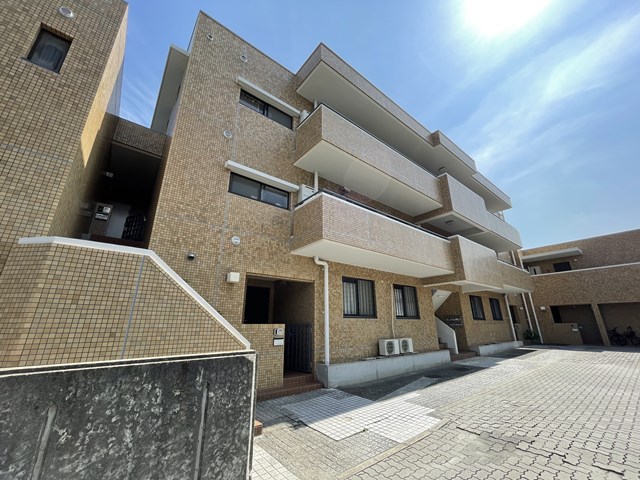 サミット夙川
