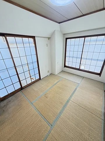 ヴィラコート三宮の居間写真