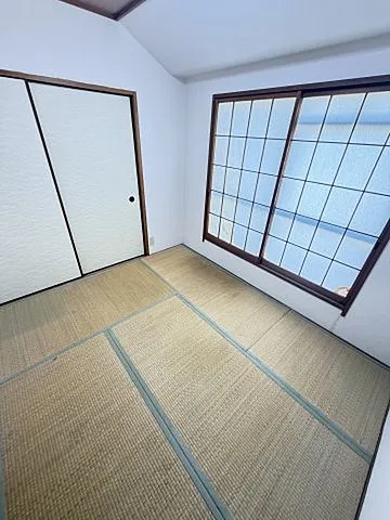 ヴィラコート三宮の居間写真