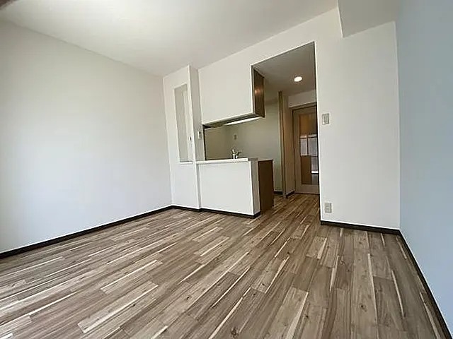 ベルグリーン熊内の居間写真