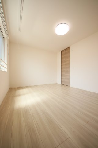 Euphoria籠池通の居間写真