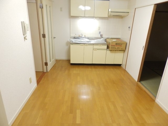 ボヌール六甲の居間写真