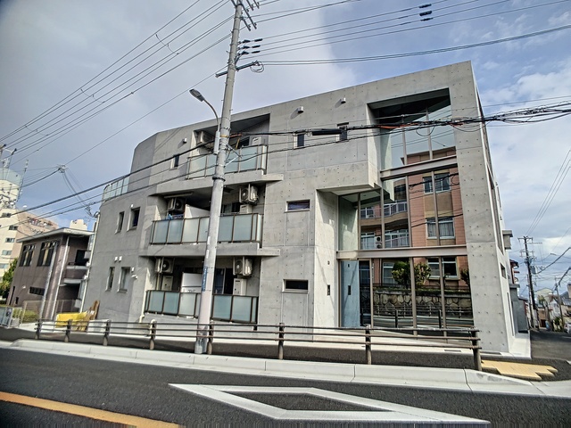 エカルラート青谷の外観写真
