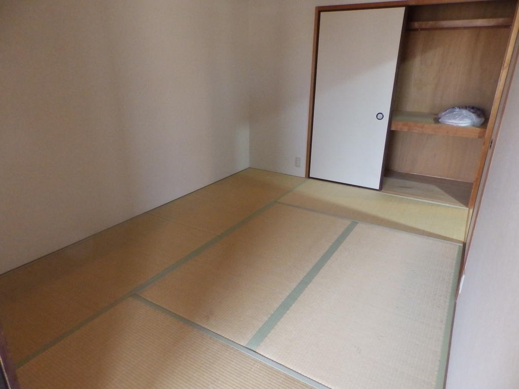 ボシュケ篠原の居間写真
