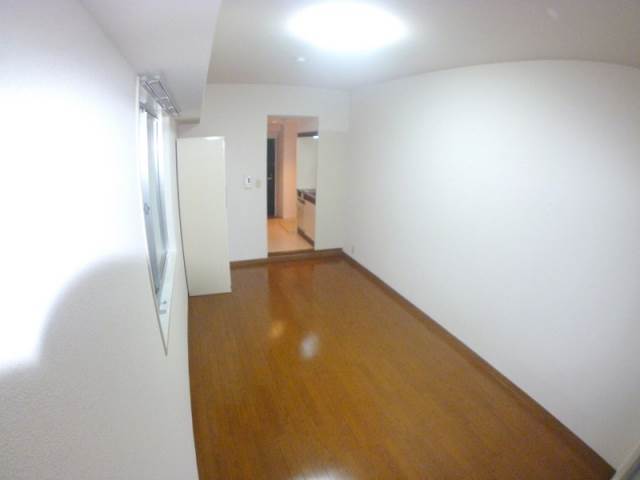 萌NAKATANIの居間写真