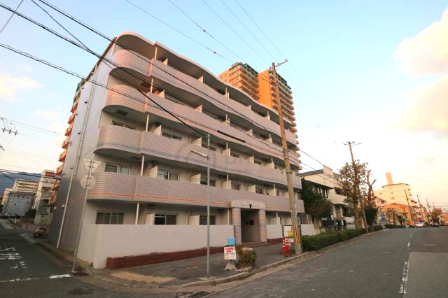 シャトラン弓木参番館