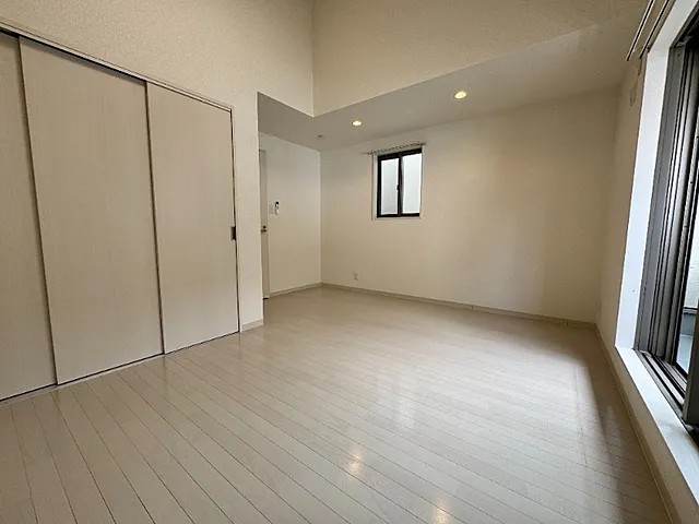 プラシド青谷の居間写真