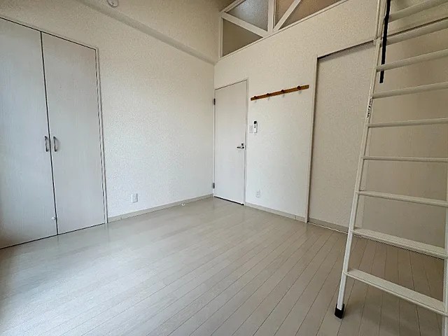 プラシド青谷の居間写真