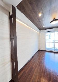 グラントゥール西宮北口の居間写真
