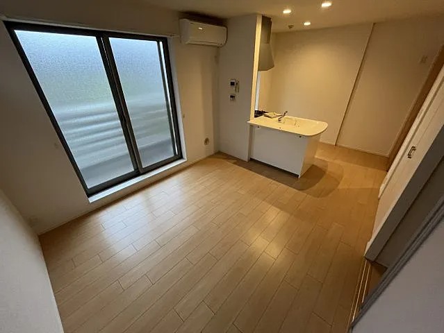 LOOP RECIDENCEの居間写真