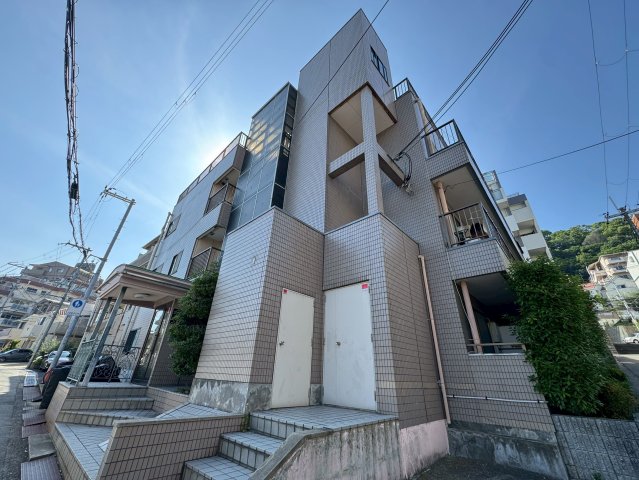ロイヤルコート山本通