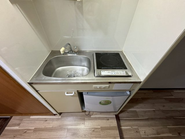 ロイヤルコート山本通のキッチン写真