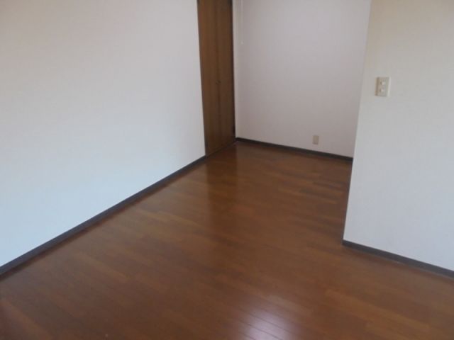 アーバン六甲の居間写真