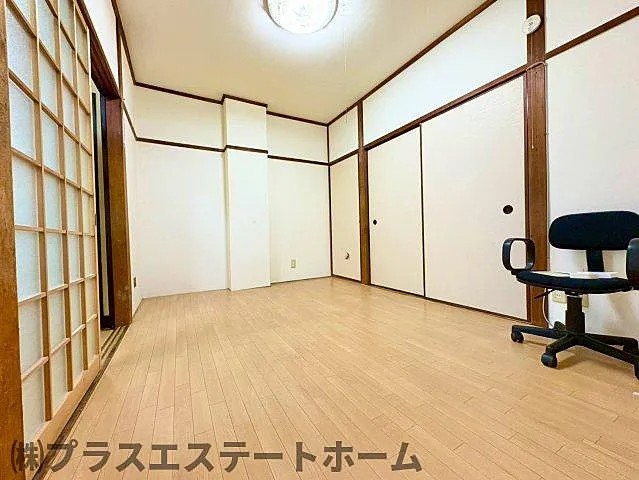 福住マンションの居間写真